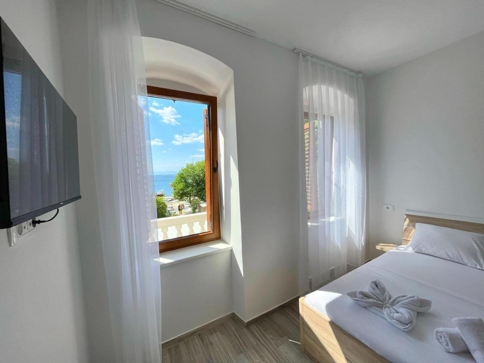 Aj Pansion Selce Hotel Exterior photo